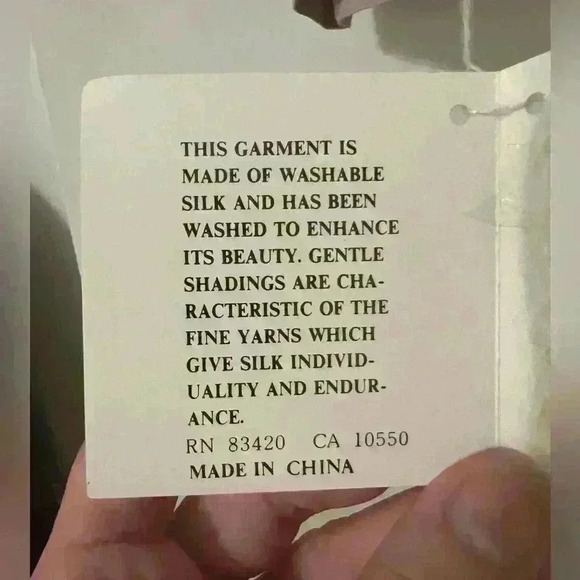 100% silk NWT shirt in a beautiful blush pink color size large (J141) - Picture 6 of 8